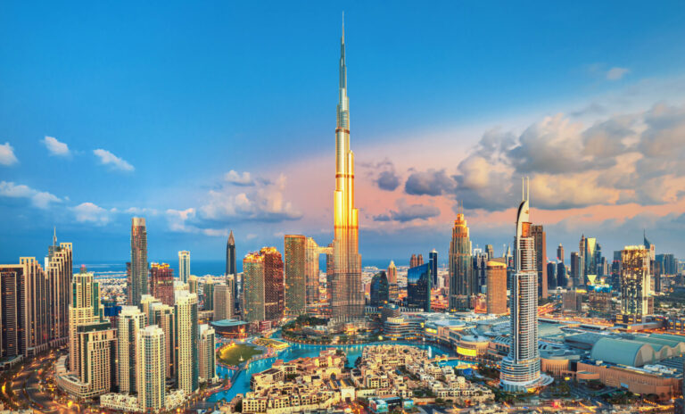 Dubai,-,Amazing,City,Center,Skyline,With,Luxury,Skyscrapers,,United