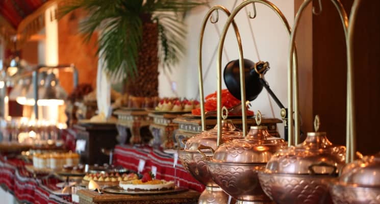 Best Iftar Tents and Majlis Experiences in Dubai